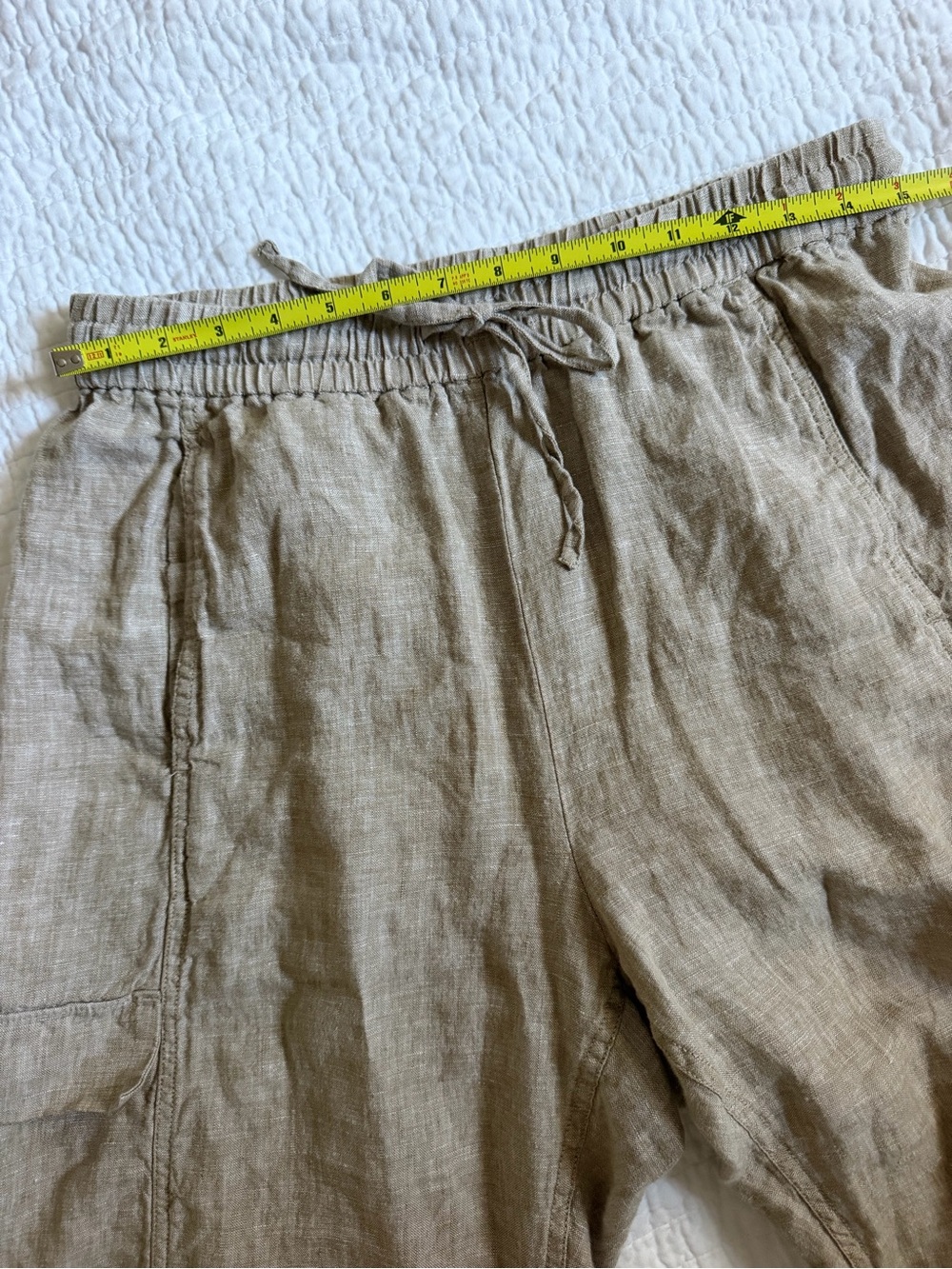 Everlane Cargo Curve Pant in Flax. Size M. - Picture 5 of 8